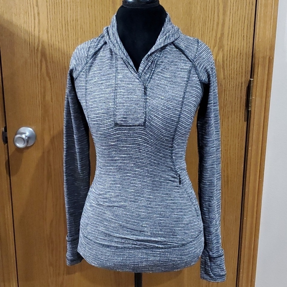 Lululemon 1/4 zip cowl neck space dye grey black top thumb holes
